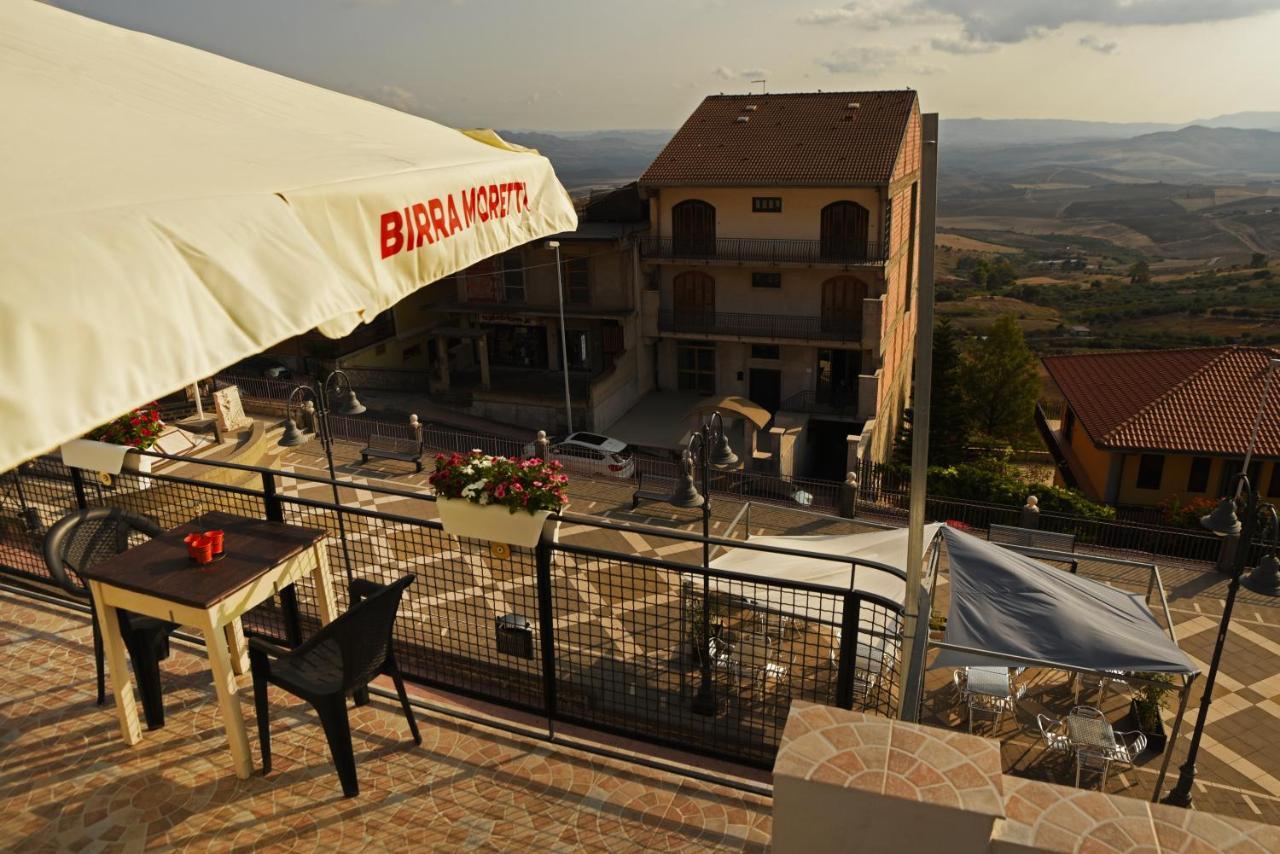 Belvedere Appartamento Per Vacanze Castel di Iudica Екстериор снимка